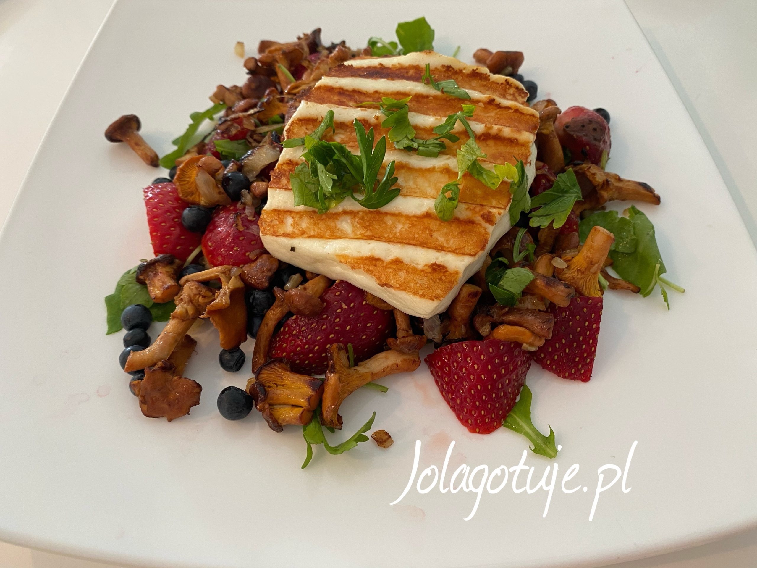 Kurki z serem halloumi